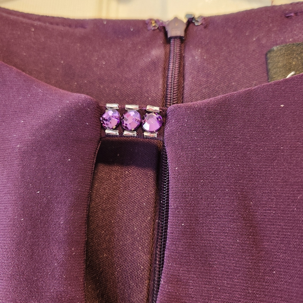 Alex Evening dress 12, purple, side slit, bejeweled sleeves. - Picture 4 of 7